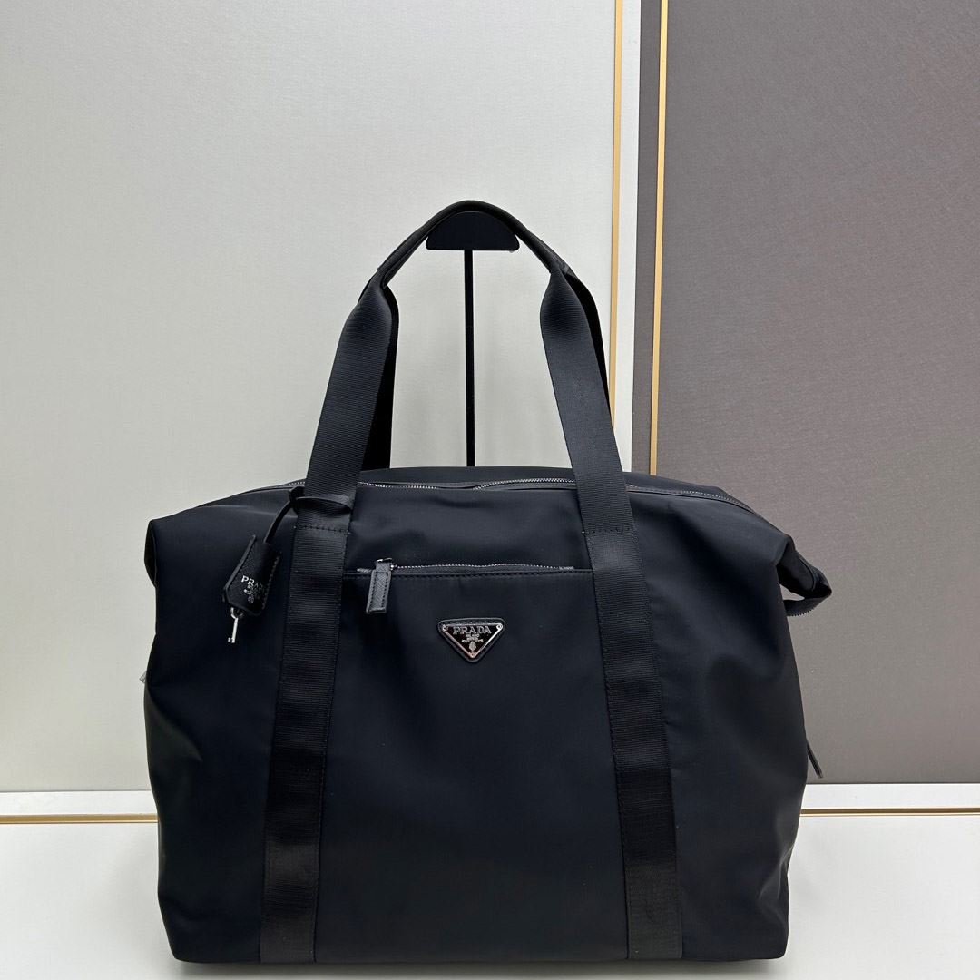 Pra*a top handle bags